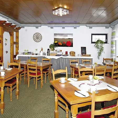 Dorfkrug Gasthof *